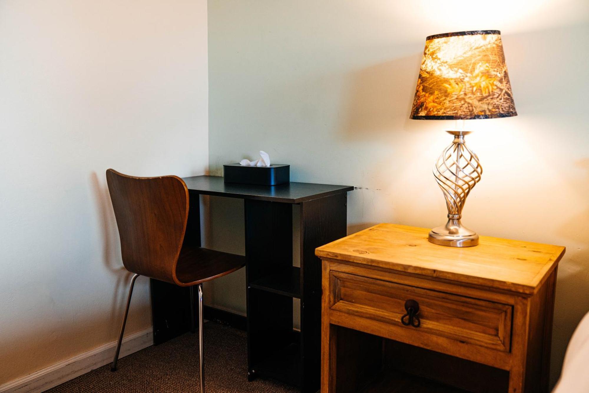 Salida Inn & Monarch Suites Ngoại thất bức ảnh